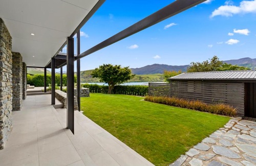 Lake Hayes House | Lake Hayes House