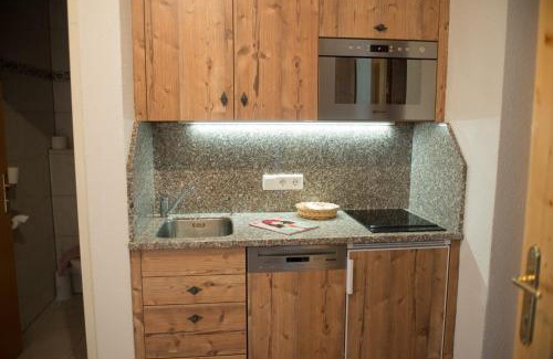 Seefeld in Tirol Apartment | Landhaus Charlotte am Geigenbuehel -Apartments