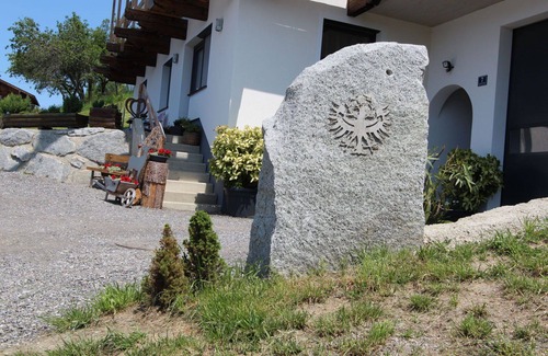Distelberg Apartment | Lovely apartment for 6 people with WIFI, TV, patio and panoramic view