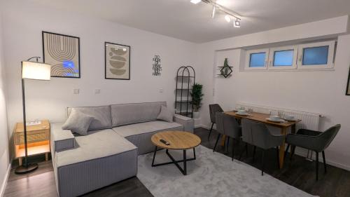 Antonviertel Apartment | LUXOMES - Modern Design Apartments - Ingolstadt Central