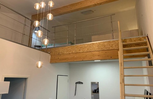Ebersberg District Apartment | Moderne Maisonettewohnung/2 Zimmer/Küche/Bad #1