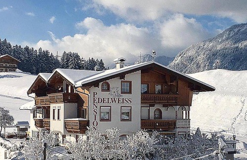 Breitenbach am Inn House | Motel ∙ 2 guests