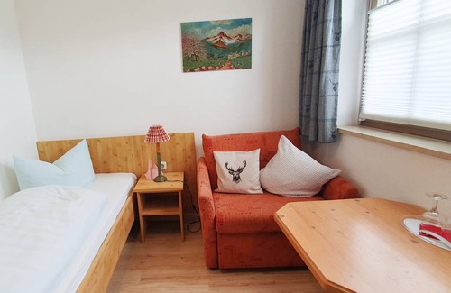 Uebersee House | Motel ∙ 4 guests