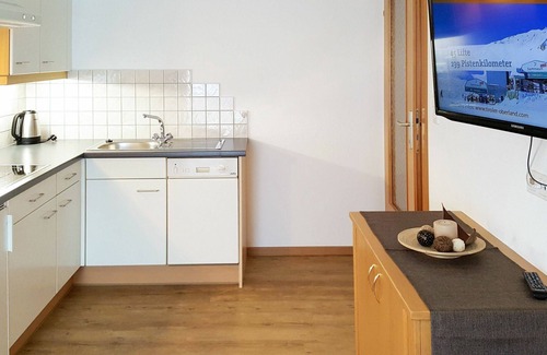 Fendels Apartment | Nice apartment for 6 people with WIFI, TV, terrace and pets allowed