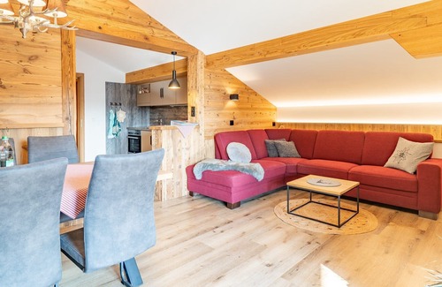 Groissenbach Apartment | One-room apartment (2) with Unterberg view 40sqm, shower/WC, dining area, kitchenette, box-spring bed, balcony