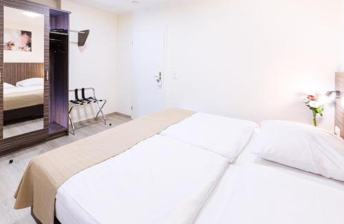 Herzogenaurach House | Pension Altes Backhaus