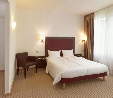 Englschalking Hotel | Premier Inn München City Ost