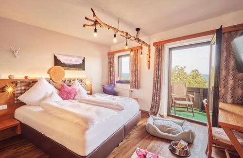 Mitterfirmiansreut Resort | Private room ∙ 2 guests