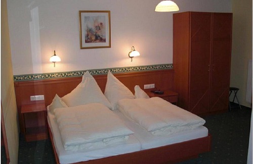 Donaustauf Resort | Private room ∙ 1 guest