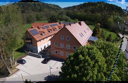 Donaustauf Resort | Private room ∙ 4 guests