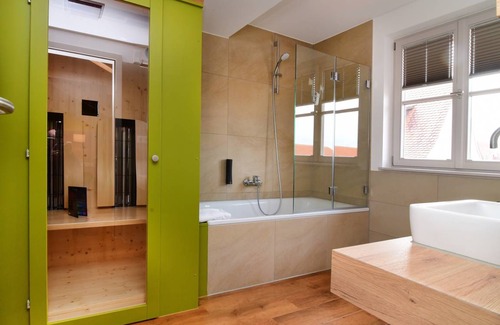 Wolframs-Eschenbach Resort | Private room ∙ 1 bedroom ∙ 2 guests