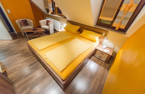 Nordheim a. Main Resort | Private room ∙ 2 guests