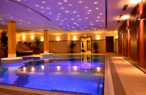 Bad Birnbach Resort | Private room ∙ 1 bedroom ∙ 2 guests