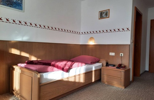 Bad Goegging Resort | Private room ∙ 1 bedroom ∙ 2 guests