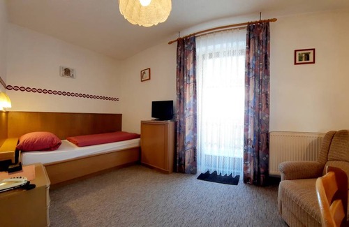 Bad Goegging Resort | Private room ∙ 1 bedroom ∙ 2 guests