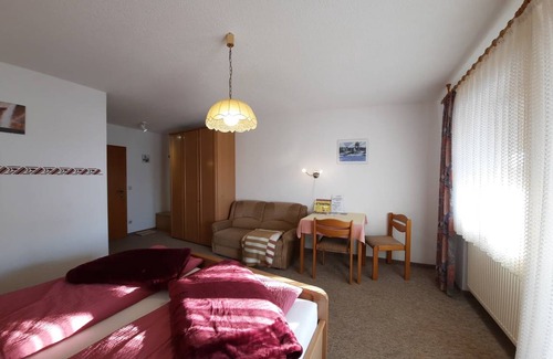 Bad Goegging Resort | Private room ∙ 1 bedroom ∙ 3 guests