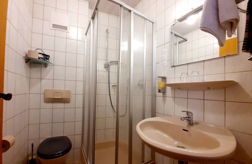 Bad Goegging Resort | Private room ∙ 1 bedroom ∙ 3 guests