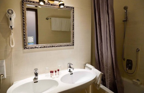 Bad Endorf Resort | Private room ∙ 1 guest