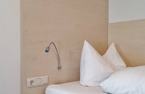 Bubenreuth Resort | Private room ∙ 1 guest