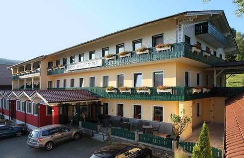 Maibrunn Resort | Private room ∙ 1 guest