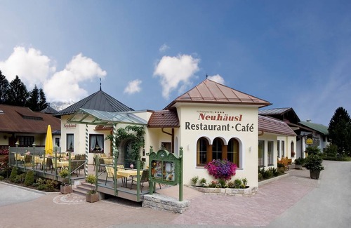 Berchtesgaden Resort | Private room ∙ 1 guest
