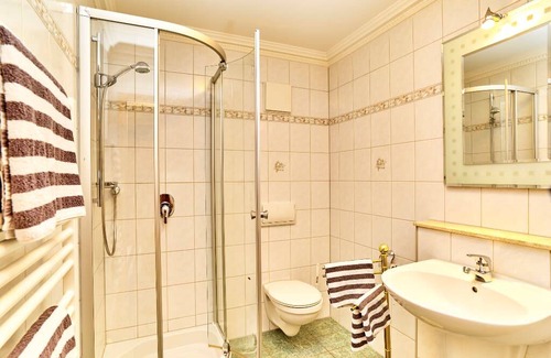 Tittling Resort | Private room ∙ 1 guest