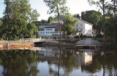 Regenstauf Resort | Private room ∙ 2 bedrooms ∙ 3 guests