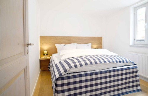 Sommerach Resort | Private room ∙ 2 bedrooms ∙ 4 guests