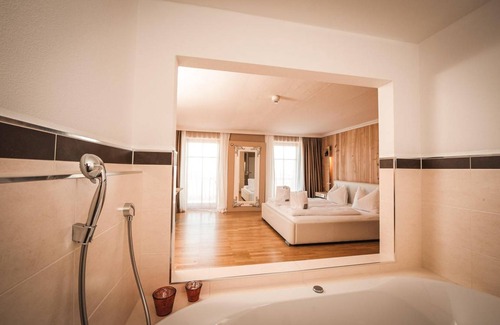 Teisendorf Resort | Private room ∙ 2 guests