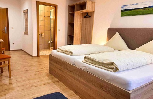 Warzenried Resort | Private room ∙ 3 guests