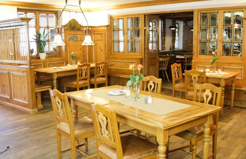 Erharting Resort | Private room ∙ 3 guests
