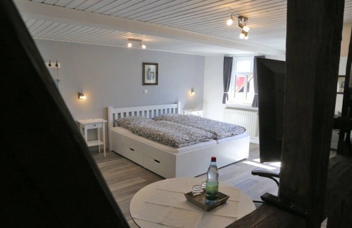 Sulzfeld Resort | Private room ∙ 3 guests