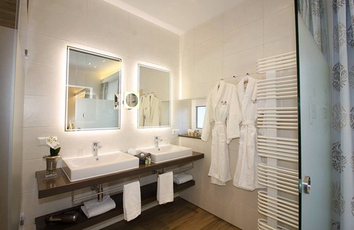Bad Birnbach Resort | Private room ∙ 4 guests