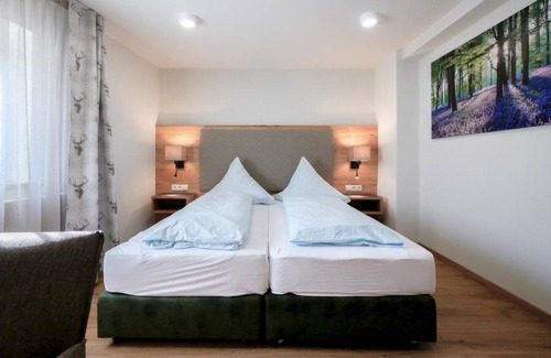Haus im Wald Resort | Private room ∙ 4 guests