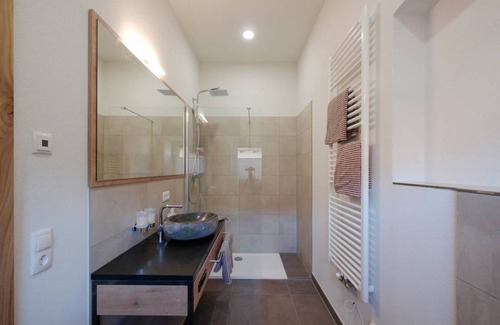 Haus im Wald Resort | Private room ∙ 4 guests