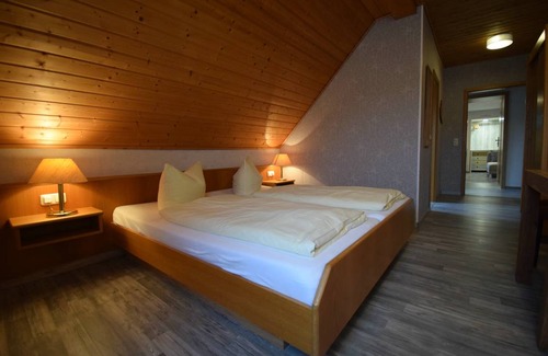 Wallenfels Resort | Private room ∙ 4 guests