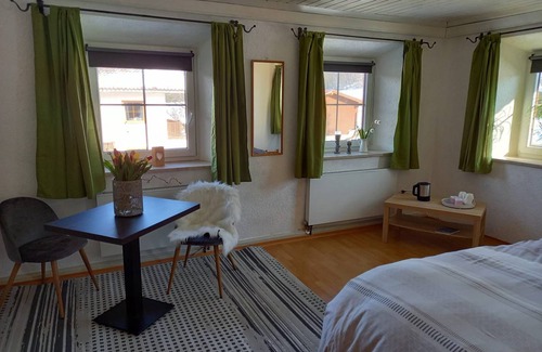 Grabenstatt Resort | Private room ∙ 4 guests