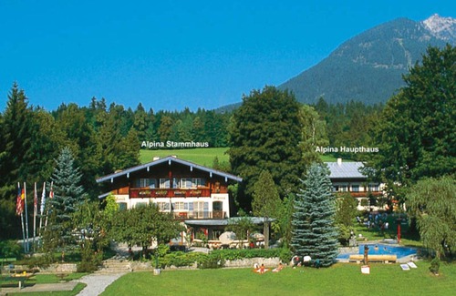 Oberschonau Resort | Private room ∙ 5 guests