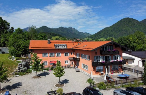 Muhlwinkl Resort | Private room ∙ 5 guests