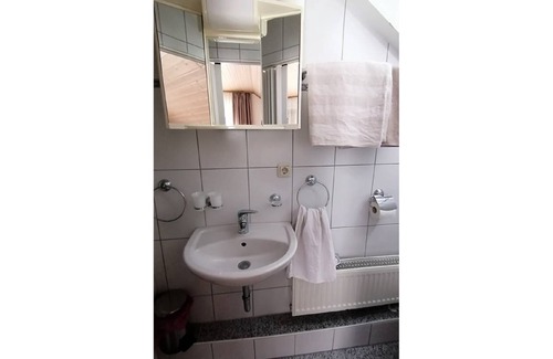 Grosswallstadt Resort | Private room ∙ 1 bedroom ∙ 3 guests