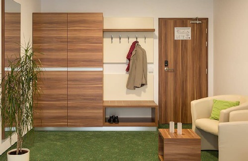 Neualbenreuth Resort | Private room ∙ 3 guests