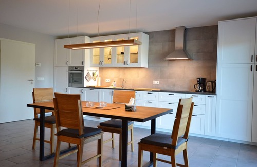 Grundl Apartment | "Pure relaxation in the modern Lechfelsen WG 8 - your vacation highlight!"
