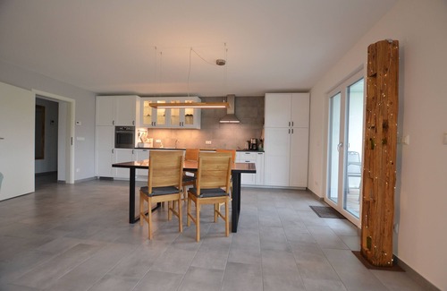 Grundl Apartment | "Pure relaxation in the modern Lechfelsen WG 8 - your vacation highlight!"
