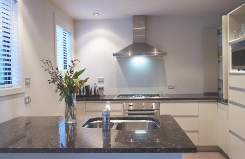 Queenstown Apartment | Ridge View Apartment - Queenstown Apartment