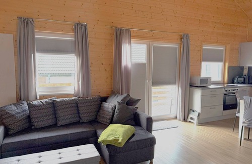 Marktschorgast Apartment | Ruhige Wohnung für 5 Personen mit Kamin