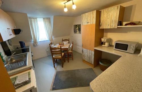 Deggendorf Apartment | Schöne Ferienwohnung in Bahnhofsnähe für Urlaub, Studium oder Arbeit