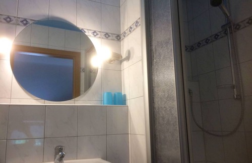 Frasdorf Other | Shared room ∙ 3 guests