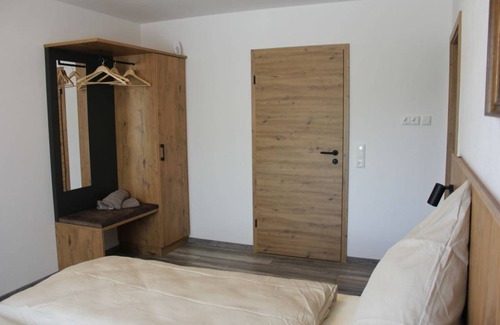 Teisendorf Other | Shared room ∙ 4 guests