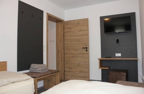 Teisendorf Other | Shared room ∙ 4 guests