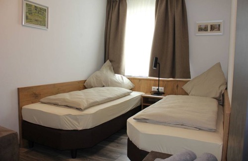Teisendorf Other | Shared room ∙ 4 guests
